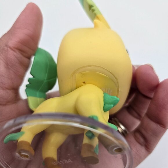 Funko Pokemon Yellow and Green Leafeon Vinyl Figure on Clear Base Loose #866 4" - Picture 7 of 8